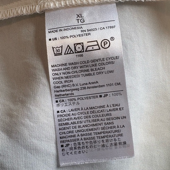 Banana Republic Drapey V-Neck Top - Picture 4 of 4